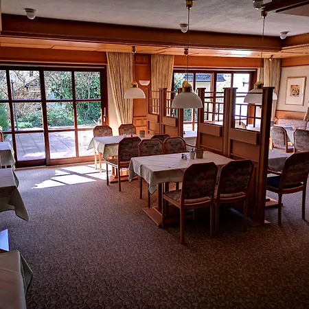 Hotel garni zur Weserei-3